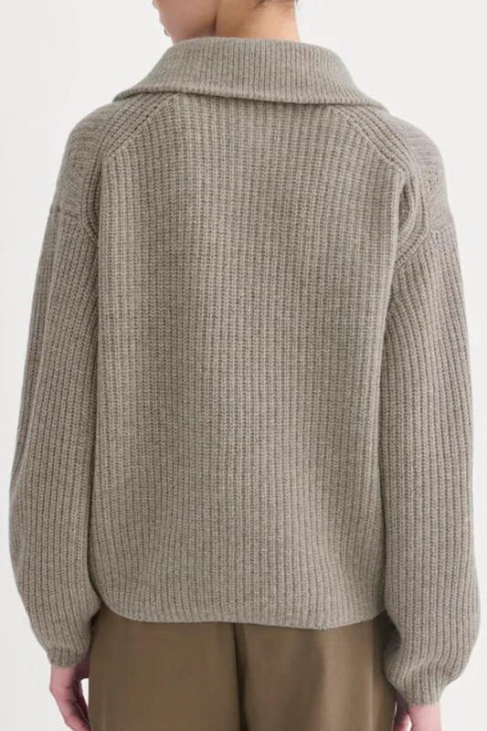 Rippstrick Pullover mit großem Kragen und halbem Frontreißverschluss